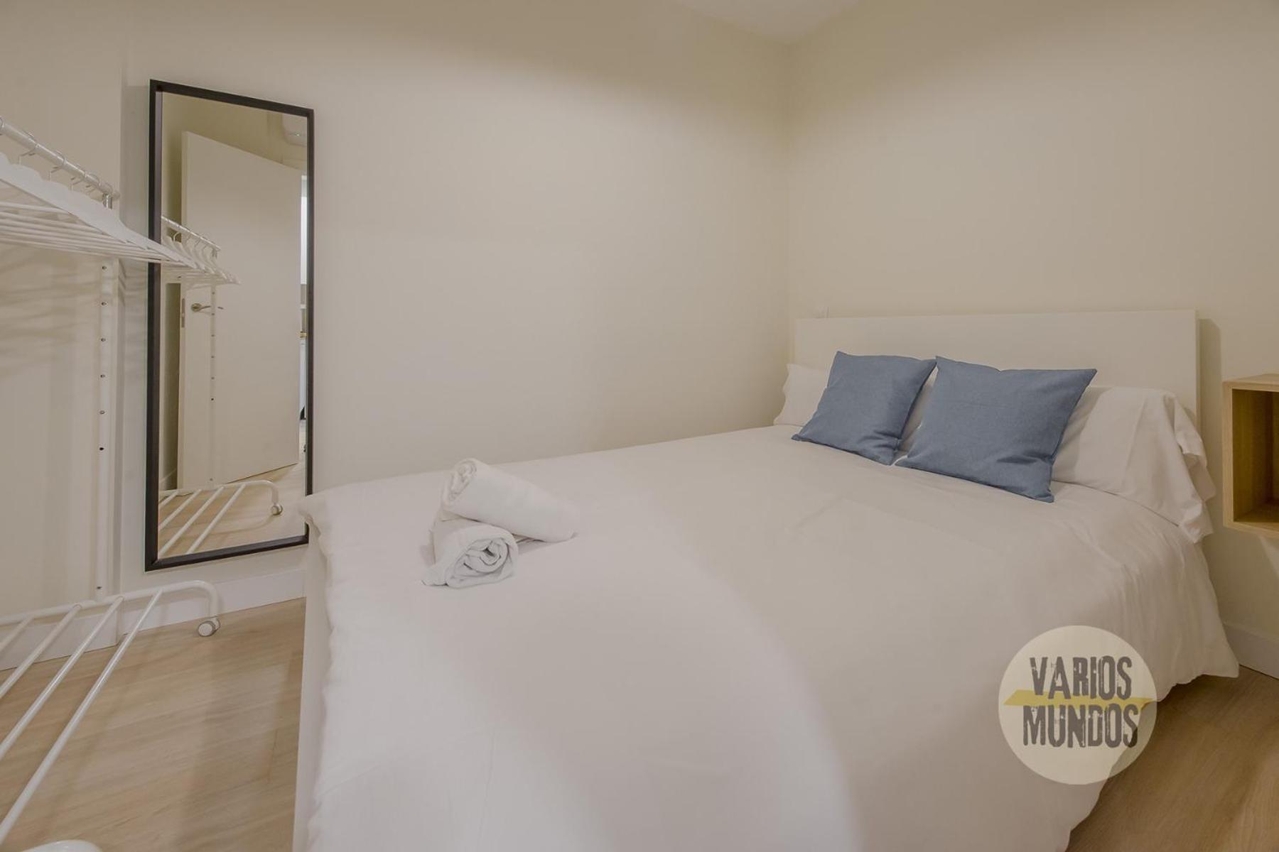 Downtown&New Apt Para 9Pax En La Plaza De Chueca Madrid Buitenkant foto