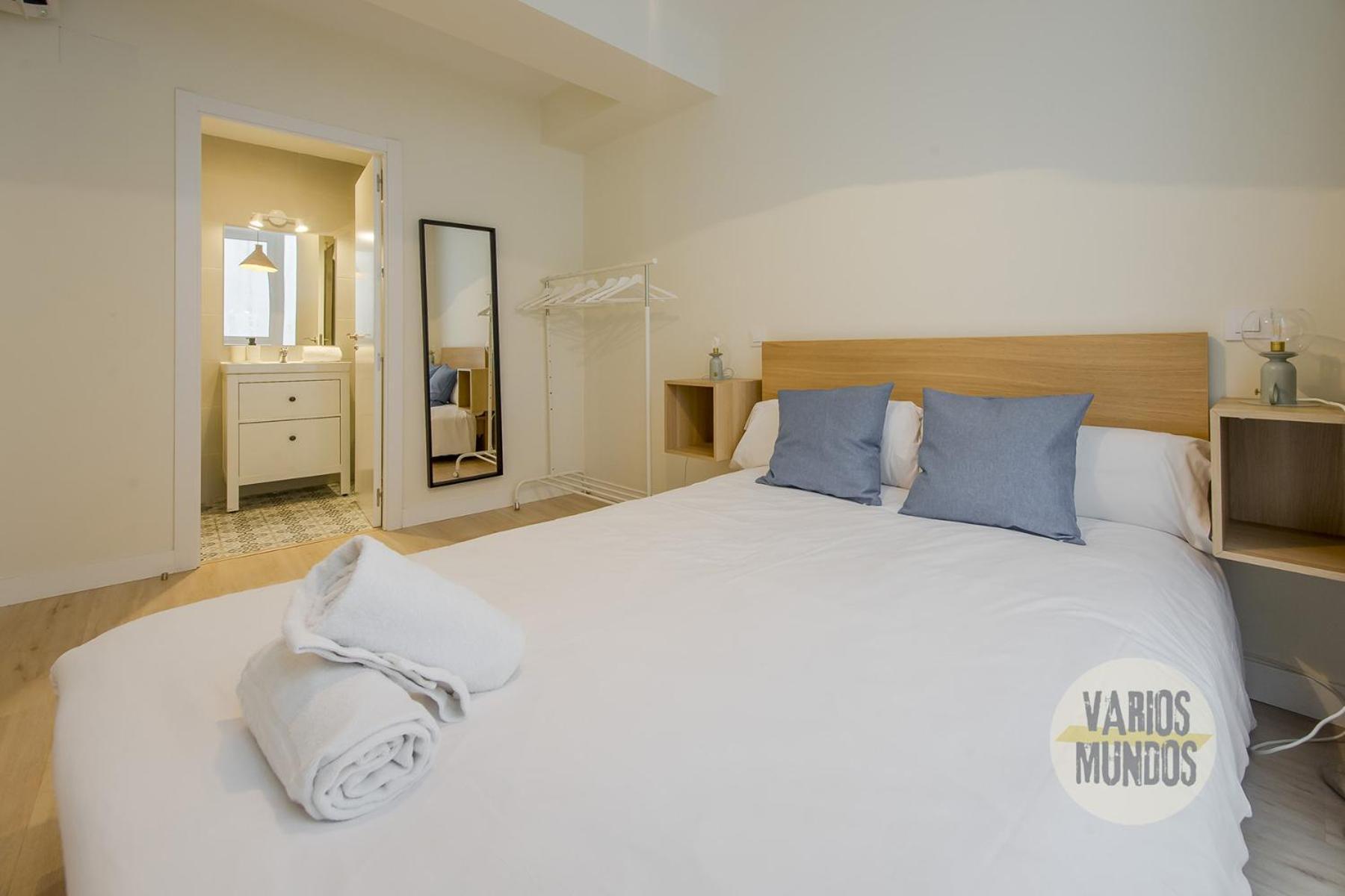 Downtown&New Apt Para 9Pax En La Plaza De Chueca Madrid Buitenkant foto