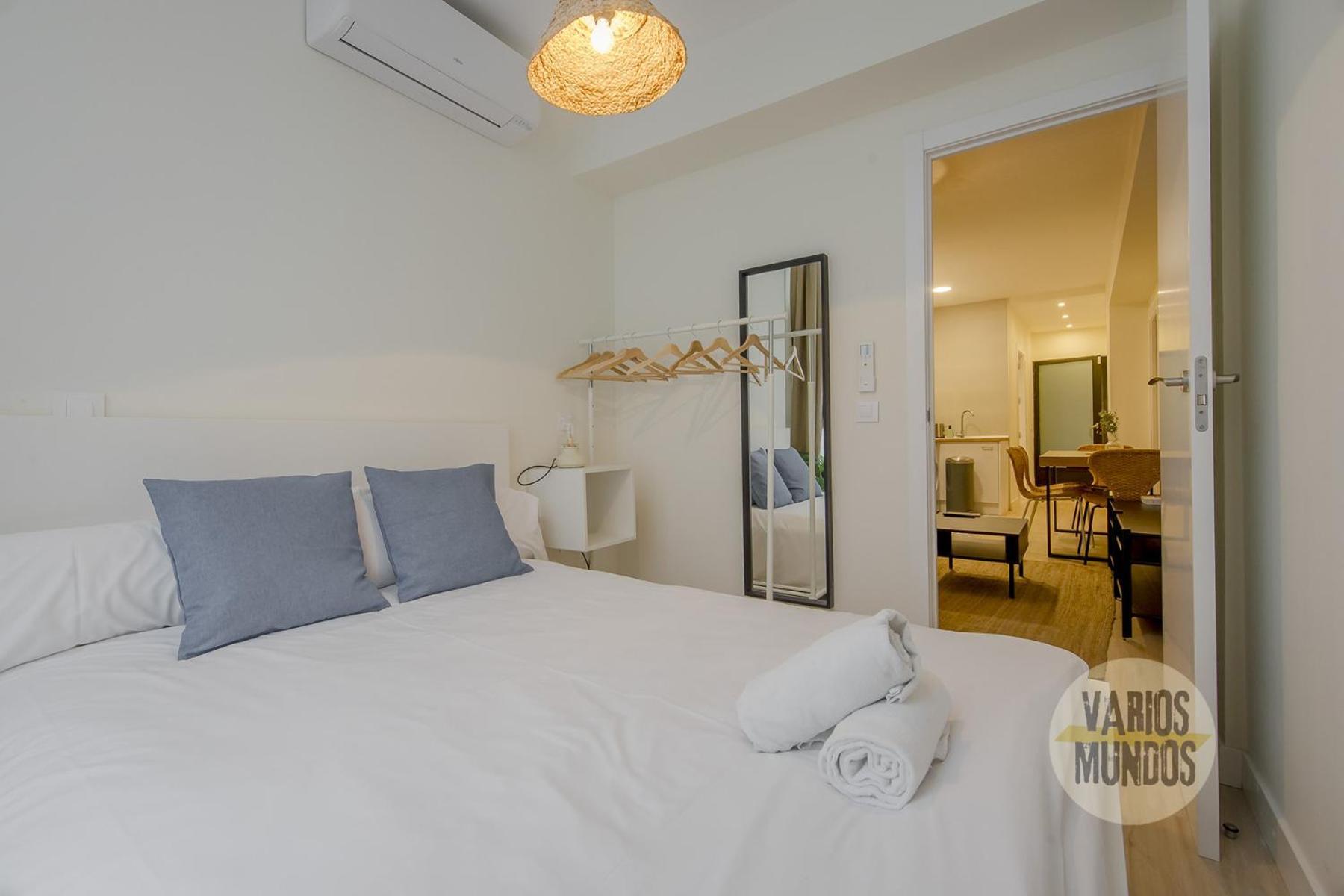 Downtown&New Apt Para 9Pax En La Plaza De Chueca Madrid Buitenkant foto