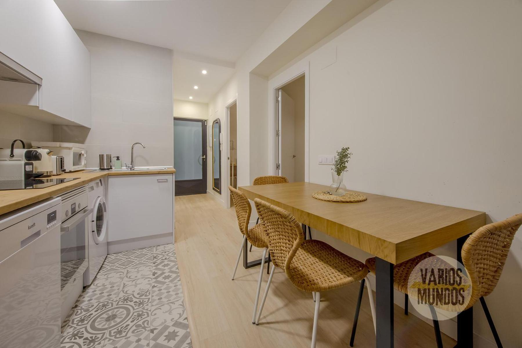 Downtown&New Apt Para 9Pax En La Plaza De Chueca Madrid Buitenkant foto