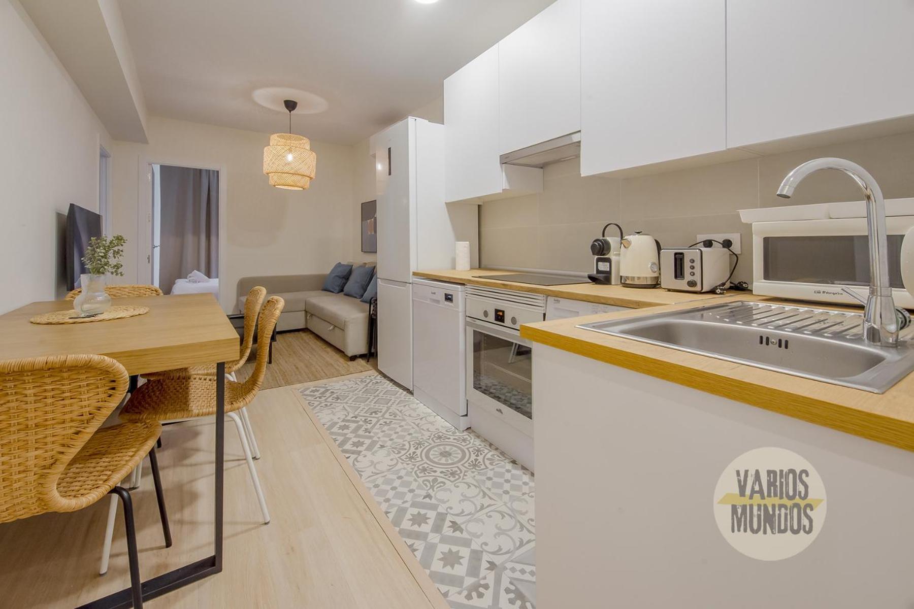 Downtown&New Apt Para 9Pax En La Plaza De Chueca Madrid Buitenkant foto